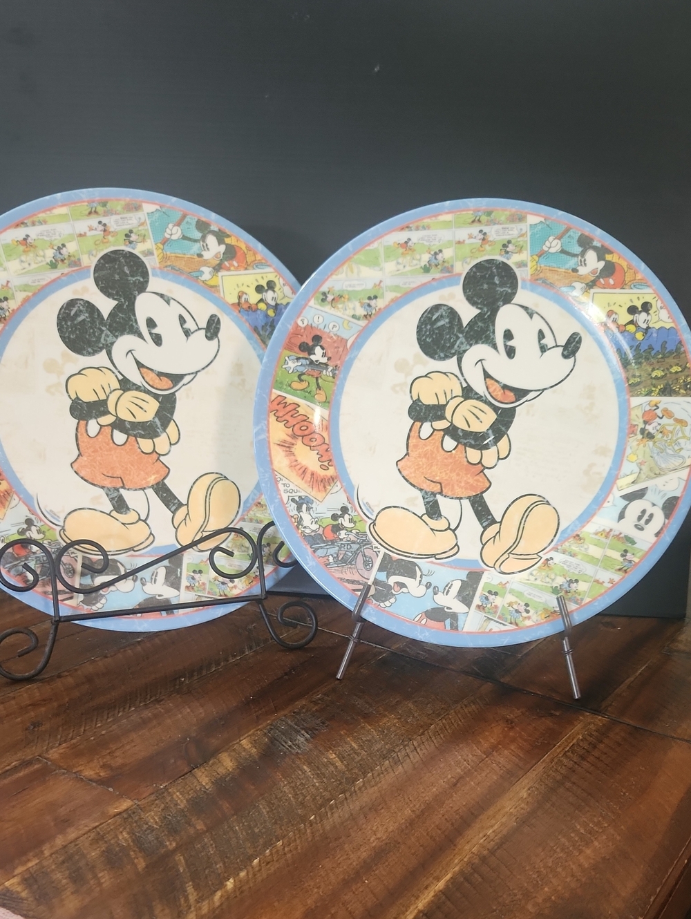 Vtg Style Mickey Plates